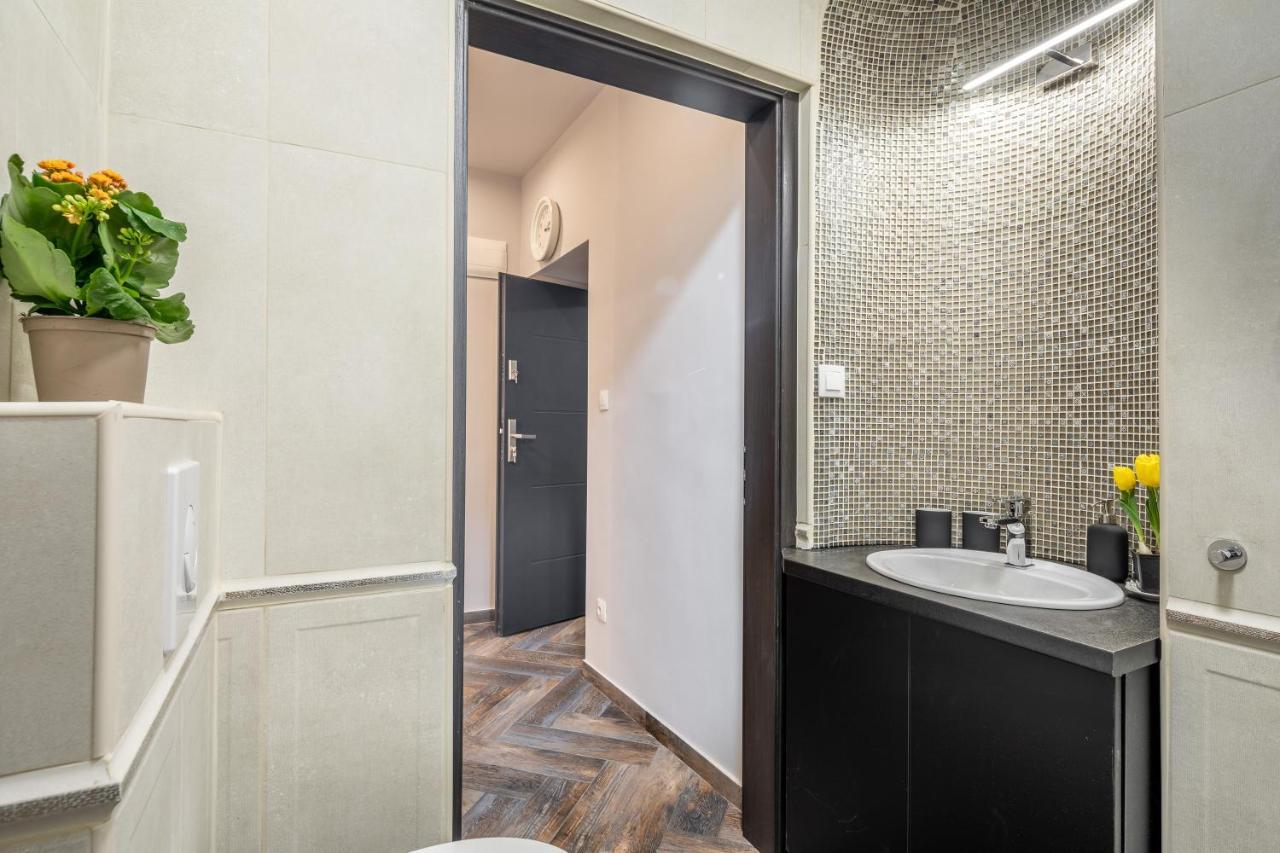 Stunning Apartment In The Hearth Of Budapest Extérieur photo